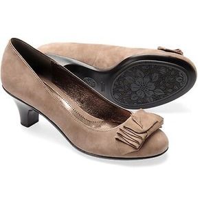 Sofft MALABAR Suede Leather Round Toe Pump Low Kitten Heel Shoe Taupe 6 New